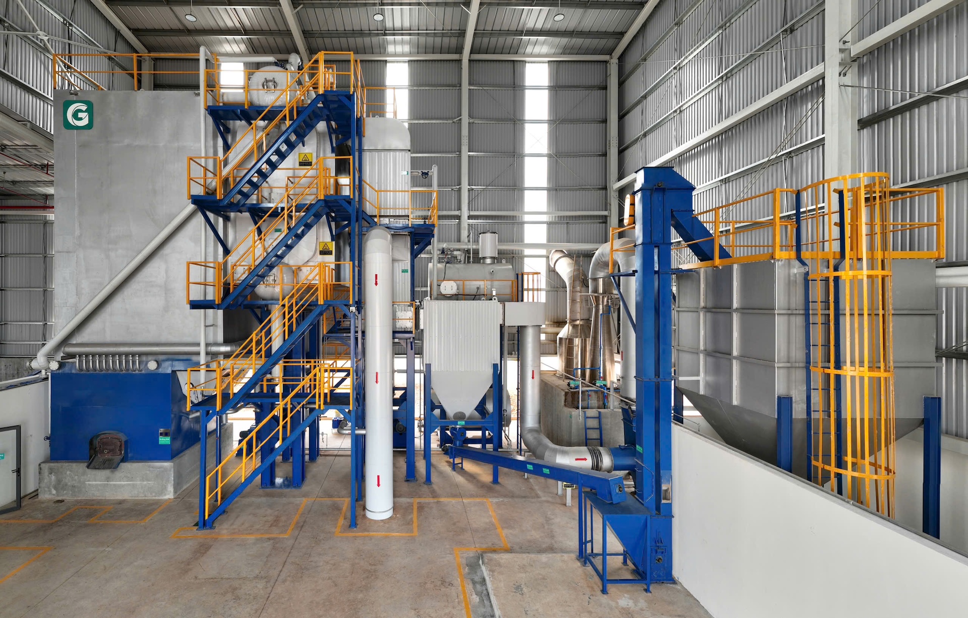 Đường ống hơi nhiệt cung cấp cho nhà máy